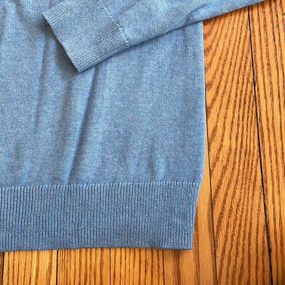 Vineyard Vines Pull Over Lightweight Sweater - image 4